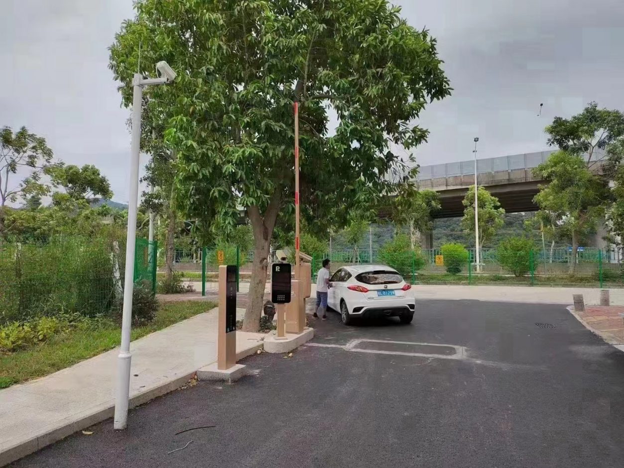 無人值守社區(qū)停車案列 社區(qū)智慧停車場(chǎng)案列 第1張